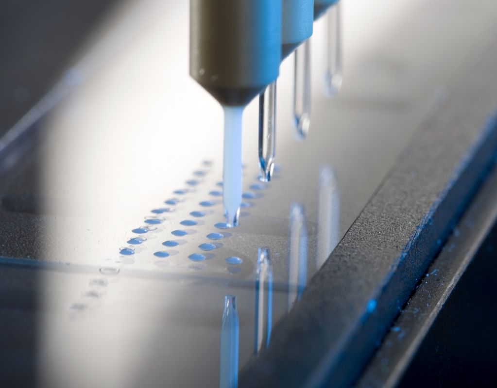 microdrop AD-K Autopipettes for precision picoliter dispensing